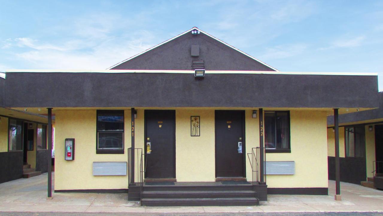 Magnuson Cedar City Motel Exterior photo